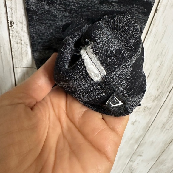 Gymsharck Camo Black Seamless Leggings Size L - Picture 7 of 8